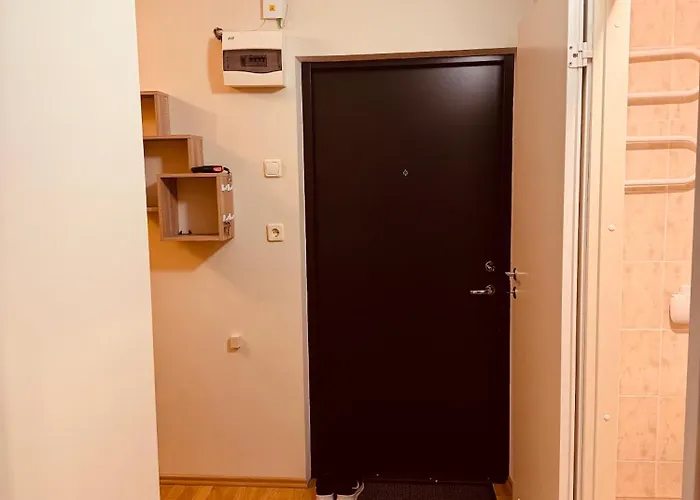 Munamaee Taenav 16-5 *